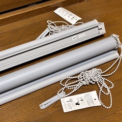 【取引中】ニトリ　遮光ロールスクリーン　２つの画像