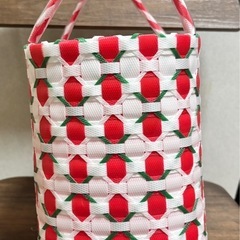 【３】いちご柄　Mサイズの画像