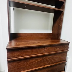 [幅80] ラック付きデザインチェスト チェスト上の空間を収納スペースとして有効活用できる、ラック付きチェスト   の画像