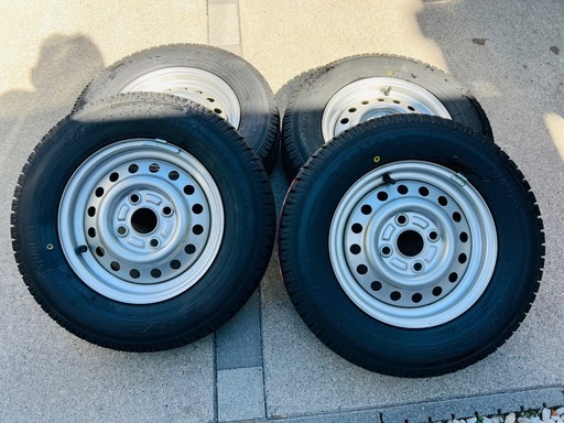 ★軽バン　軽トラ　タイヤ　ホイールセット145/80R12 スタッドレスタイヤ★