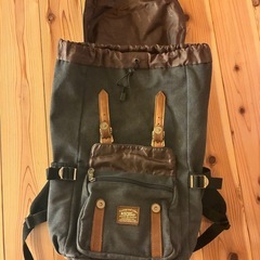 リュック　　デイパック　チャコールグレーの画像