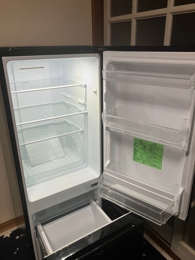 【お譲り者様決定】【美品、高年式、保護フィルム付き】2024年製　ワールプールジャパン(ヤマダ電機)冷蔵庫　156L