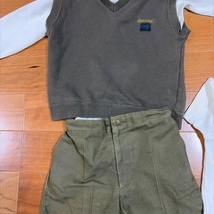 早苗幼稚園　男の子　制服と体操服120cmの画像
