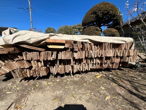 【商談中受付一時停止】山の材木、大量に差し上げます（期限後は廃棄）