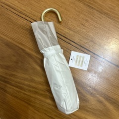 日傘 折りたたみ傘　完全遮光 折りたたみ傘 晴雨兼用　UVカット 紫外線　日焼けの画像