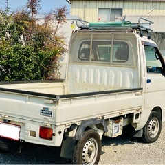 ダイハツ ハイゼット 低走行距離 4WD（車検2年付き）の画像