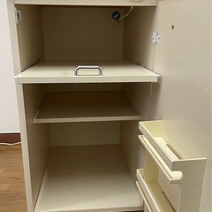 キッチン収納ユニットの画像