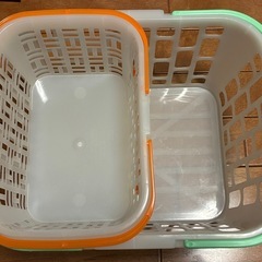 【無料】　収納カゴセット（大・小）の画像