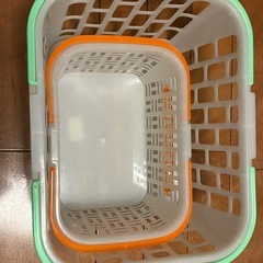 【無料】　収納カゴセット（大・小）の画像
