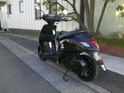 スズキ　レッツ　中古実働車　オイル交換後渡し　バッテリーフル充電　ナンバー登録書類無料