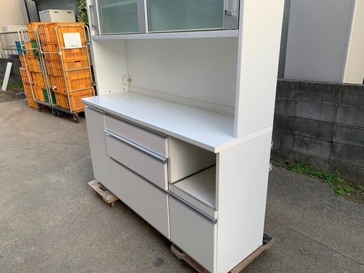 キッチンボード/食器棚 人気の白 大型❗️160cm×50cm×高さ200cm 