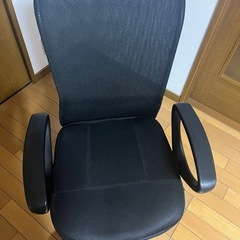 イスとセットで引き出しチェスト付きシステムベッドデスクの画像