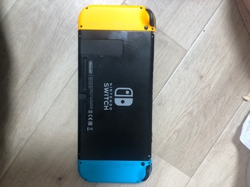 15日限定値下げ動作品 任天堂Switch  箱あり コントローラー付   ソフト売り切れました?