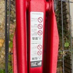 【車用フロアジャッキ　油圧ジャッキ】の画像