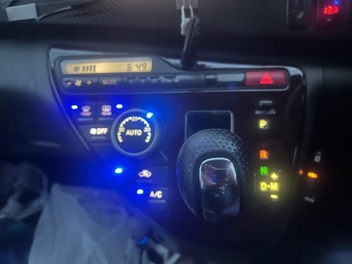 アイシス　ANM10w  LED打ち替え済み　エアコンパネル