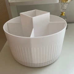 新品！回転式化粧スタンドの画像