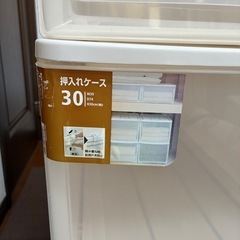 【お取引中】押入れ収納ボックス3個　衣装ケースの画像