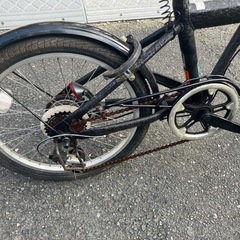 Jeep 自転車 6段変速 折りたたみ自転車 黒
の画像