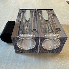 イヴ・サンローラン ピュアショット ナイト リチャージセラム 容器　2個セットの画像