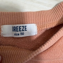 女の子　パジャマ　110センチ　カップケーキプリント　パジャマセットの画像