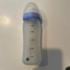 ガラス製哺乳瓶240mlの画像