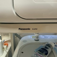 パナソニック 衣類乾燥機用 自立スタンド N-UF21 (Panasonic)の画像