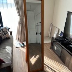 【無料でお譲りします】　全身鏡の画像