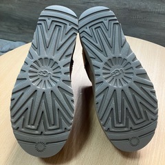 新品未使用UGG（アグ）25センチ  クラシック ウルトラ ミニ プラットフォーム　  の画像