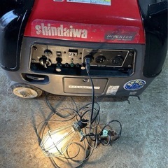 shindaiwa/新ダイワ 2.8kVA インバーター発電機IEG2800Mガソリン 動作確認済みの画像
