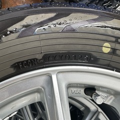 ラジアルサマータイヤ、アルミホイール４本セットの画像