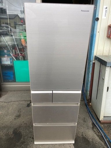 美品　幅60cm パナソニック　430L 5ドア冷蔵庫　扉は傷が付きずらいガラスコート　清掃動作確認済み　15年