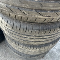 205.55.16ノーマルタイヤの画像