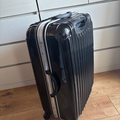 スーツケース黒 2〜3泊用 ジャンク品の画像