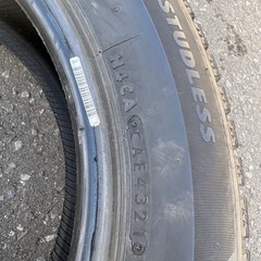 バリ山　ブリヂストン　VRX2 185/60r15 スタッドレスタイヤの画像