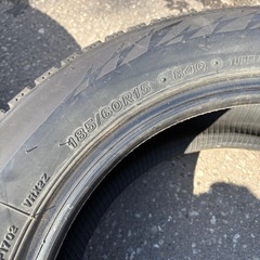 バリ山　ブリヂストン　VRX2 185/60r15 スタッドレスタイヤの画像