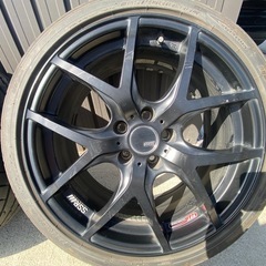 SSR 18インチタイヤホイールセットの画像