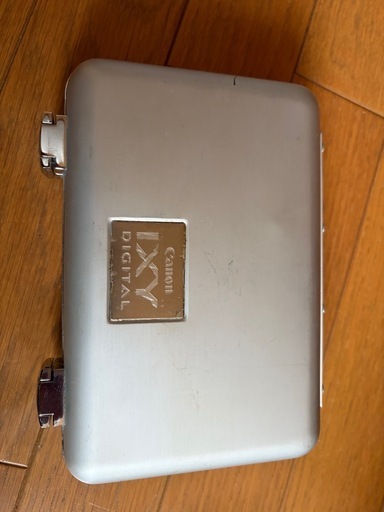 Canon　IXY10S