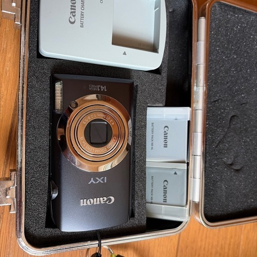 Canon　IXY10S