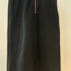 【新品未使用】ペンシルスカートの画像