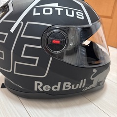 LOTUS RedBull  フルフェイスヘルメット　観賞用　ディスプレイの画像