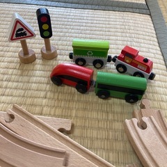 電車、線路の画像