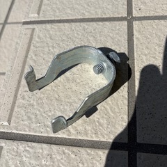 C型　フラットパネル取引金具　50個以上　仮囲い　仮設　単管　足場の画像