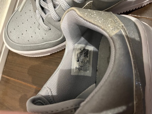定価￥39,800 Nike Air Force 1 シルバー グリッター ラメ スニーカー