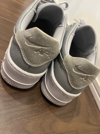 定価￥39,800 Nike Air Force 1 シルバー グリッター ラメ スニーカー