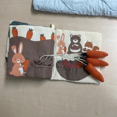 赤ちゃん用おもちゃ、敷パッド、枕あげます
の画像