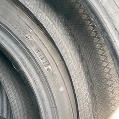 夏タイヤ  16インチの画像