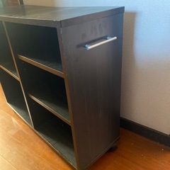 押入れにも入る移動できるカラーボックスの画像