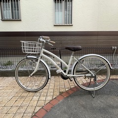 女の子用　自転車　オフホワイト　22インチの画像