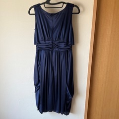 パーティードレス　結婚式の画像