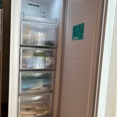 ハイアール　冷凍庫のみ　１０７リットルの画像